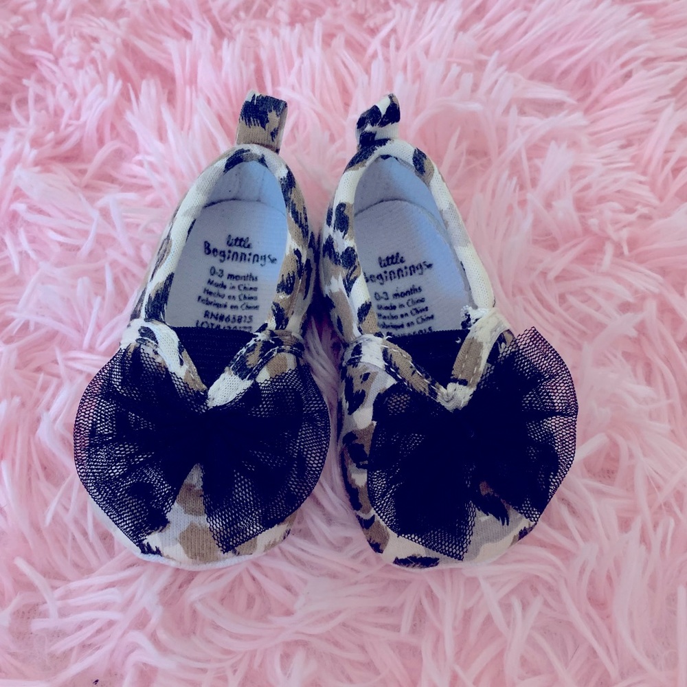 NEWBORN leopard flats